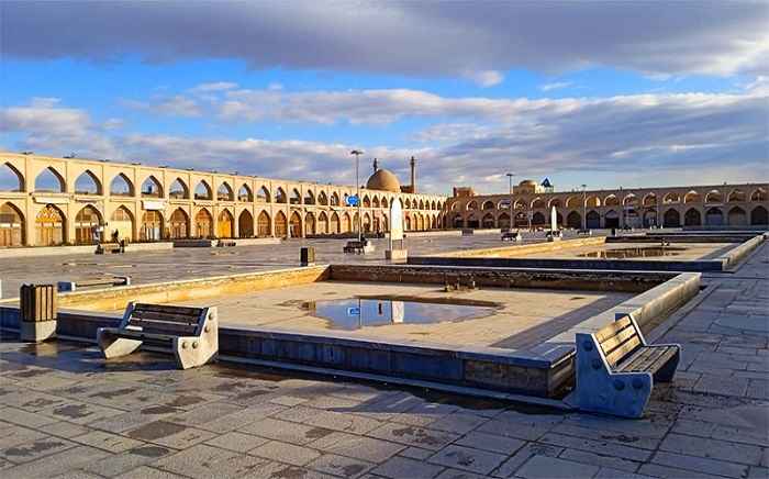 پاورپوینت تحلیل میدان عتیق اصفهان پاورپوینت تحلیل میدان عتیق اصفهان