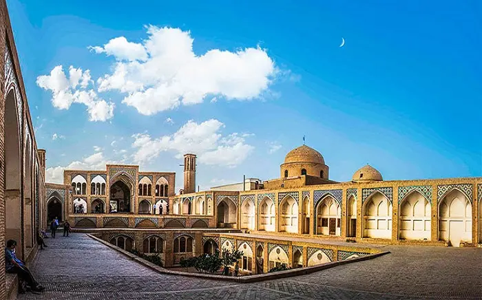 مسجد و مدرسه آقا بزرگ کاشان مسجد و مدرسه آقا بزرگ کاشان